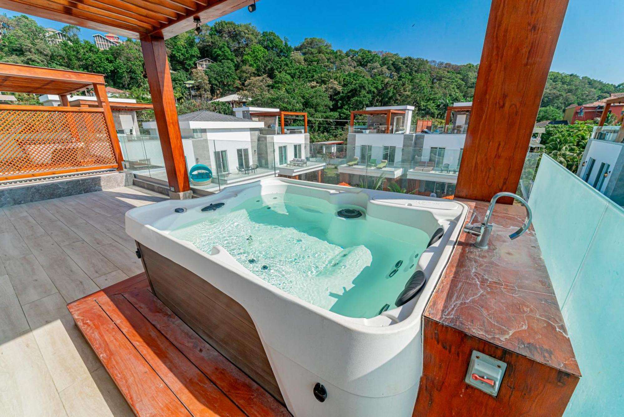 Ocean One Roatan Villa West Bay Exterior photo